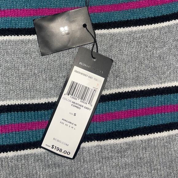 BCBGMAXAZRIA Cropped Oversized Sweater Size Small Merino Wool Blend NWT - Picture 3 of 4